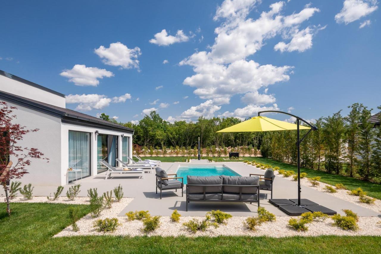 Bandelli Villas Oklaj 外观 照片