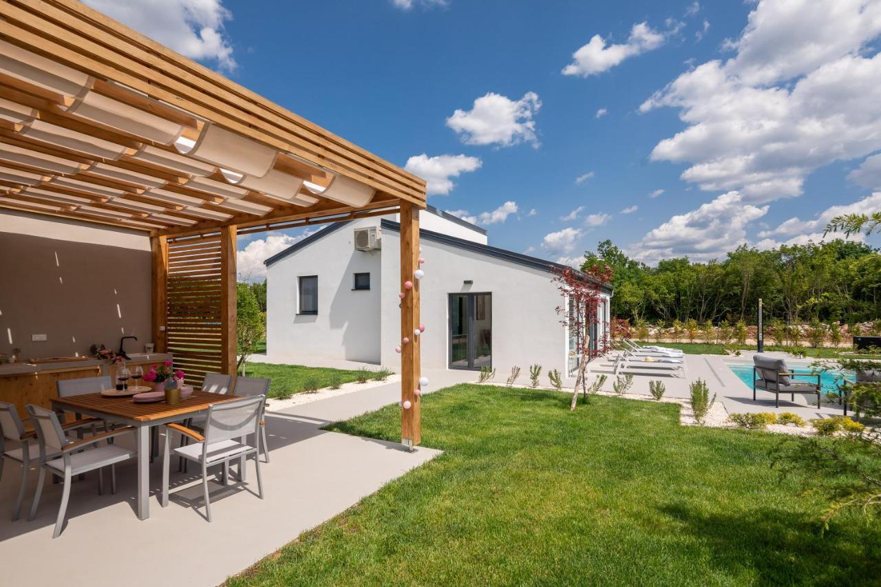 Bandelli Villas Oklaj 外观 照片