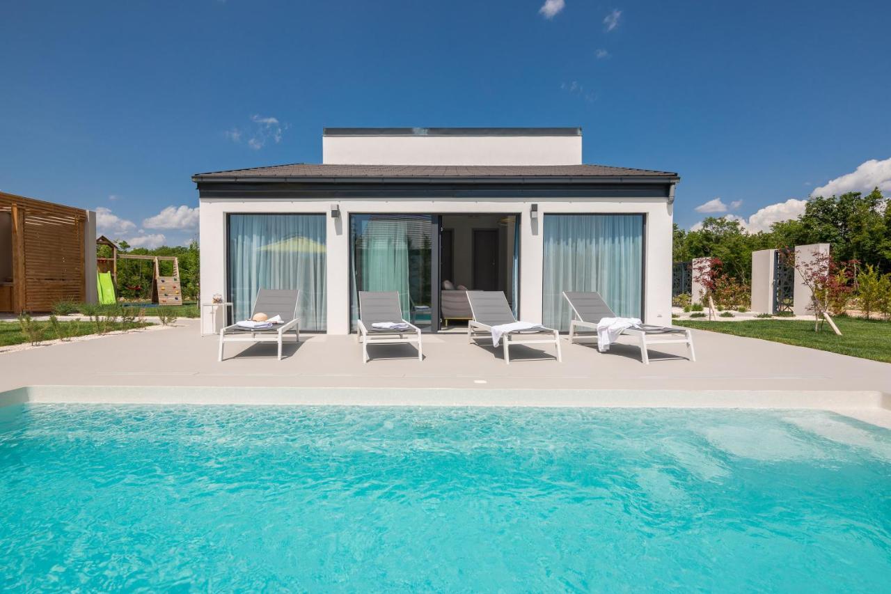 Bandelli Villas Oklaj 外观 照片