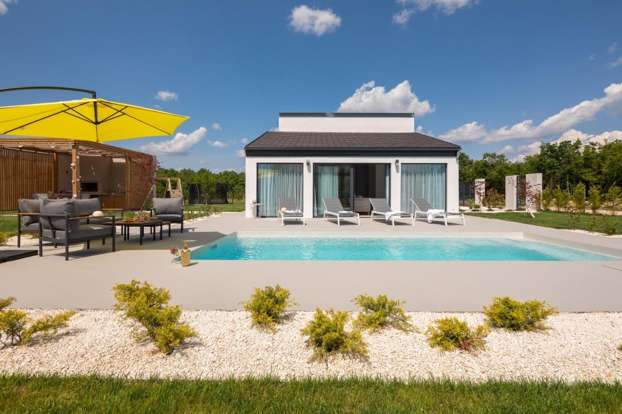 Bandelli Villas Oklaj 外观 照片
