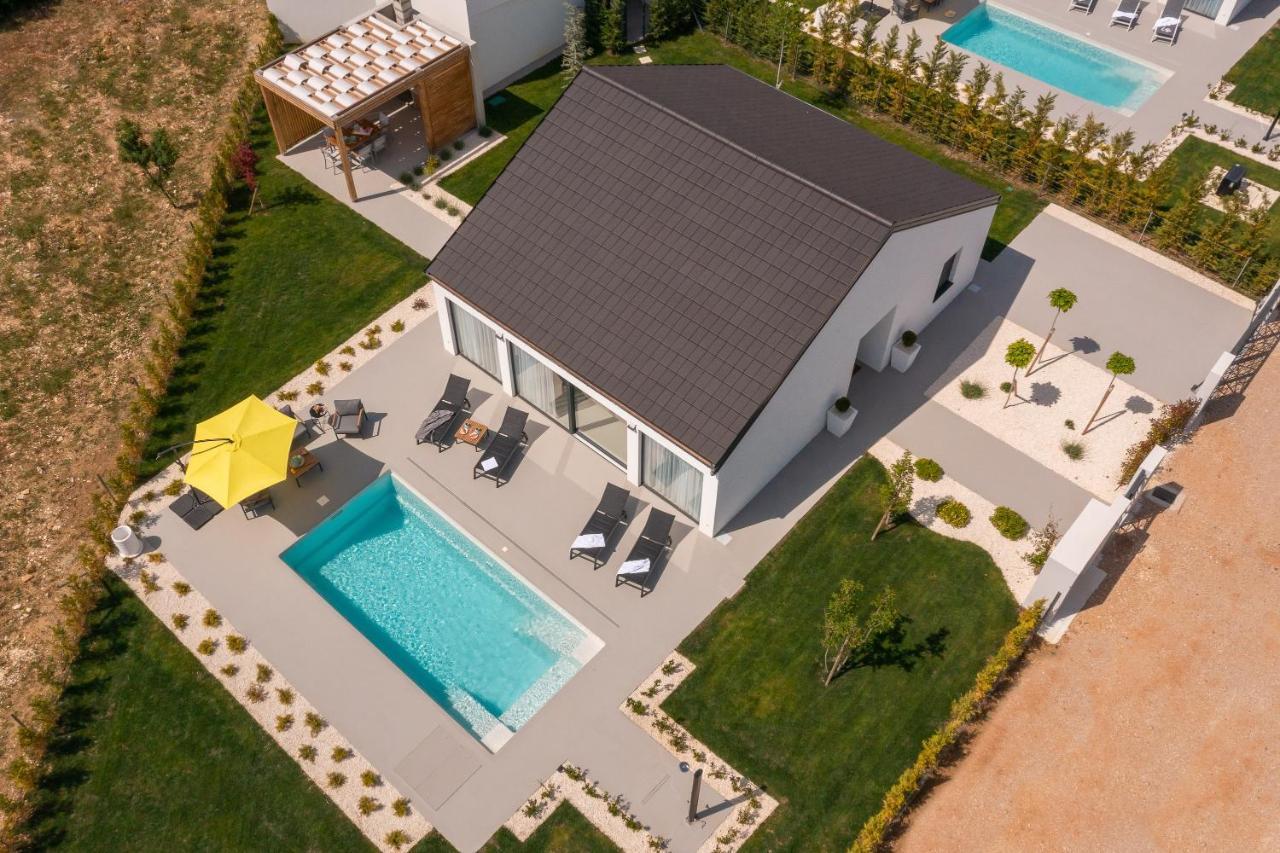 Bandelli Villas Oklaj 外观 照片