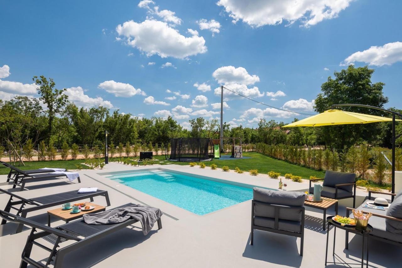 Bandelli Villas Oklaj 外观 照片