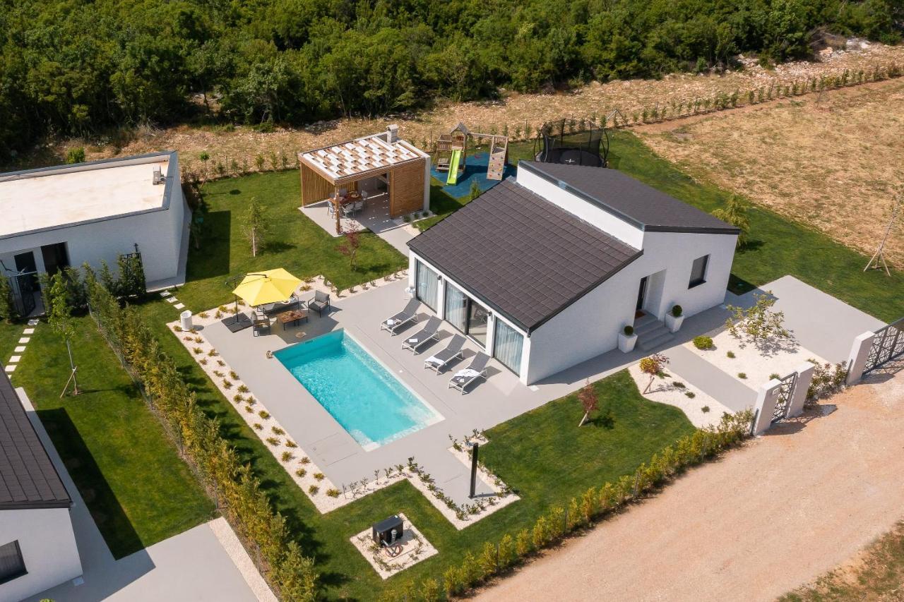 Bandelli Villas Oklaj 外观 照片