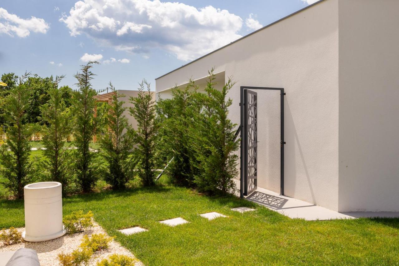 Bandelli Villas Oklaj 外观 照片